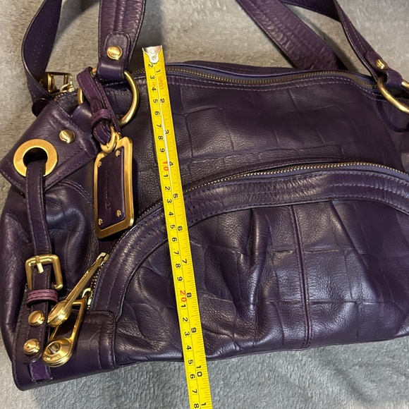 B. Makowsky Deep Purple Leather Shoulder Bag - Picture 8 of 12